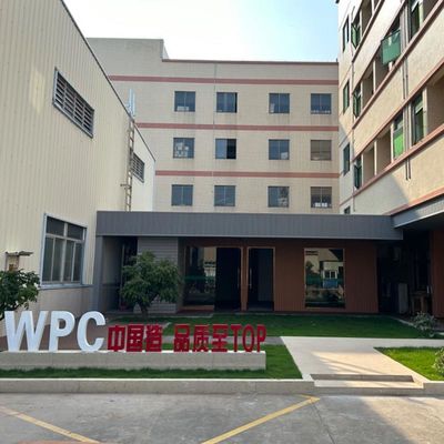 Harga yang bagus Kayu Plastik WPC Wall Cladding kustom Eksterior Komposit Kayu Cladding on line