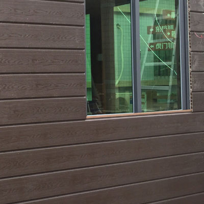 Harga yang bagus Waterproof WPC Facade Cladding Plastik Kayu Siding Aksent Tembok Eksterior on line
