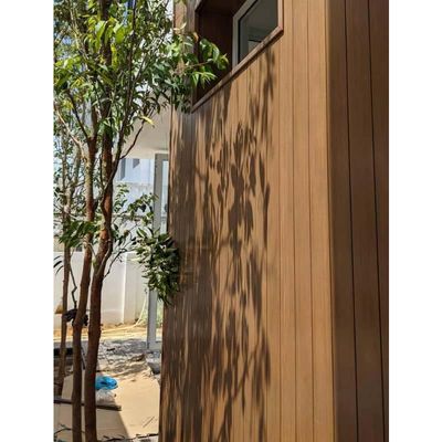 Harga yang bagus Panel dinding dekoratif kayu plastik WPC Interior bahan komposit on line